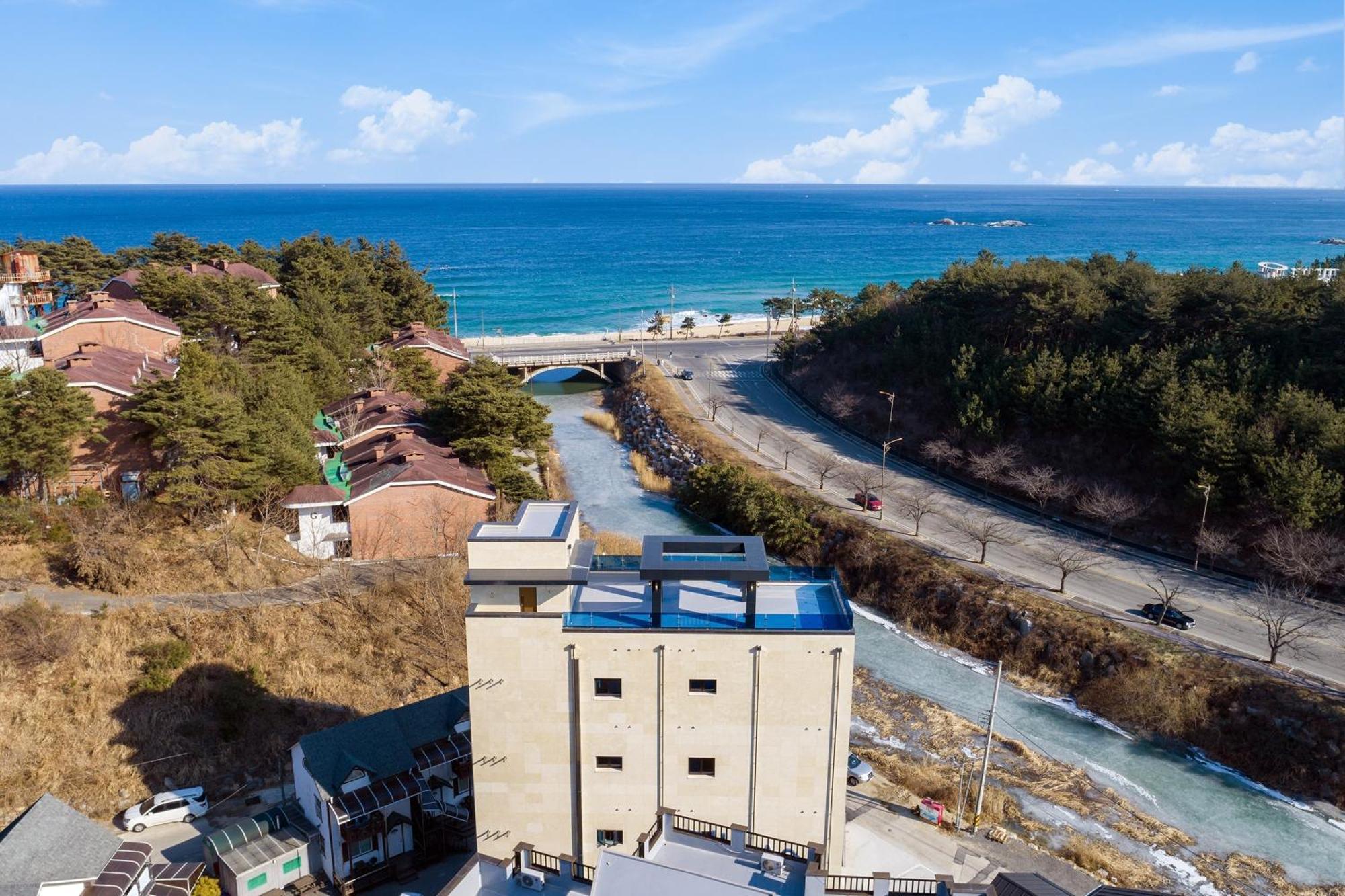 Today Gyeongpo Oceanview Pension Gangneung Exterior photo