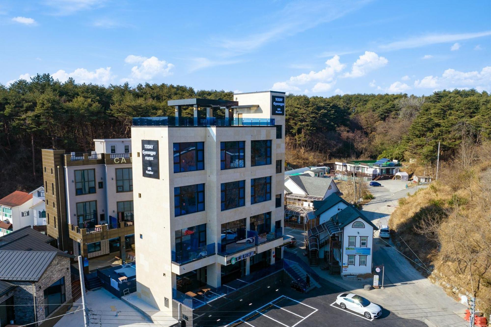 Today Gyeongpo Oceanview Pension Gangneung Exterior photo