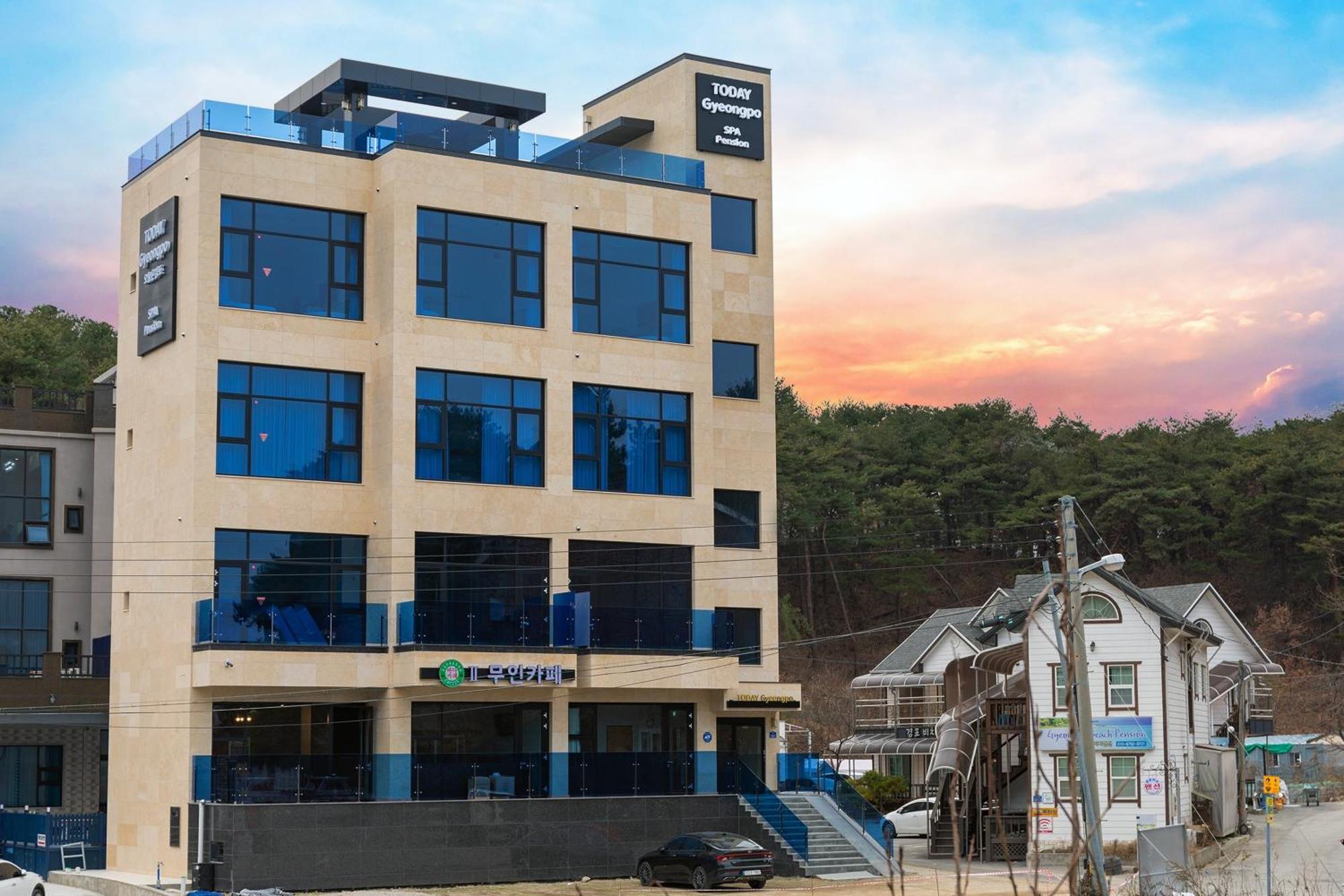 Today Gyeongpo Oceanview Pension Gangneung Exterior photo